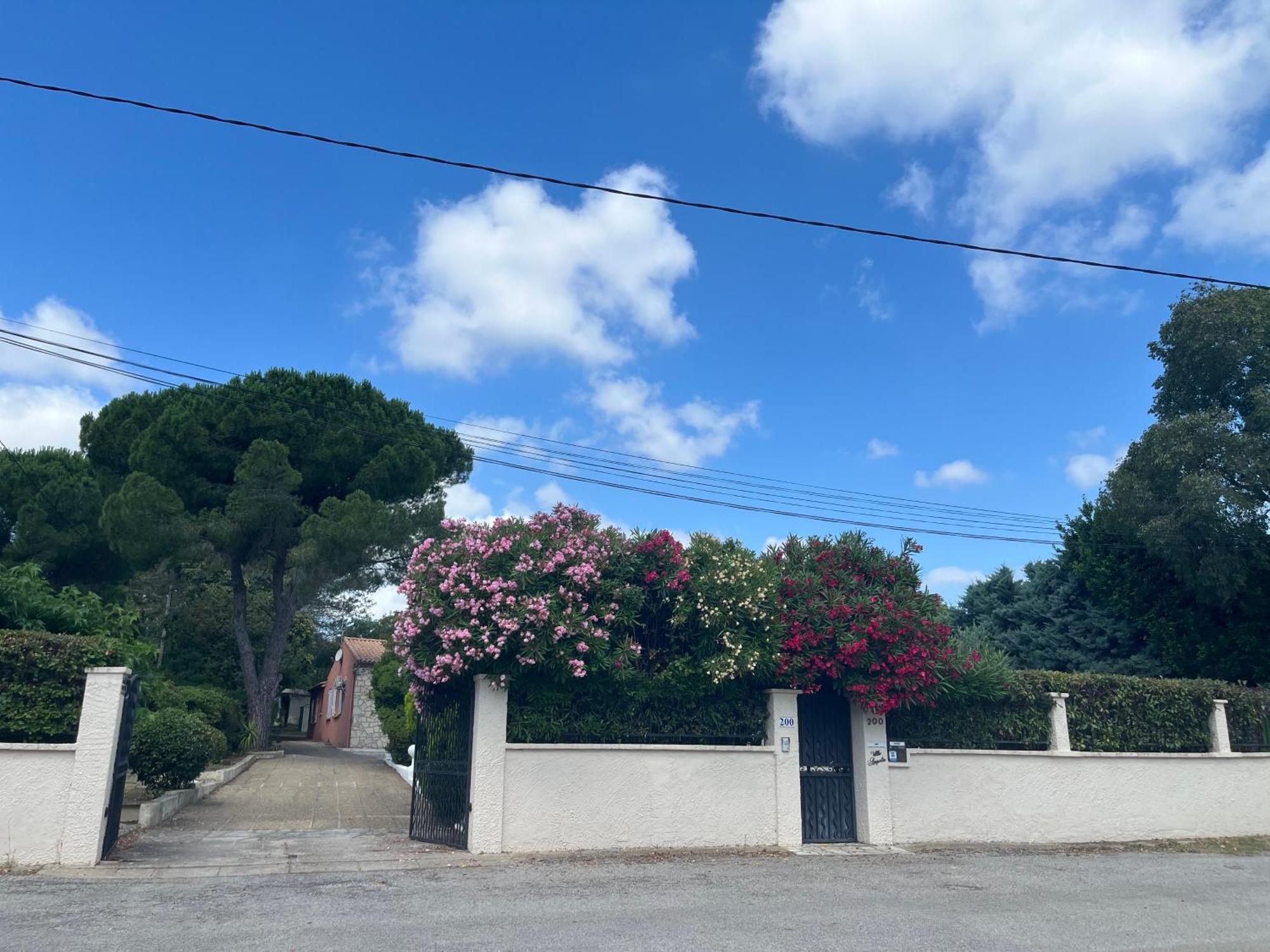 200 Traverse du Pissadou Nîmes Extérieur photo